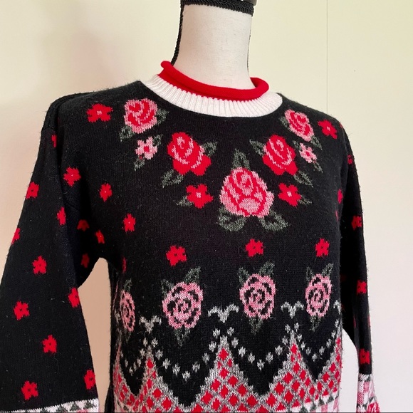 Vintage 90s Knit Rose Sweater - Picture 3 of 5